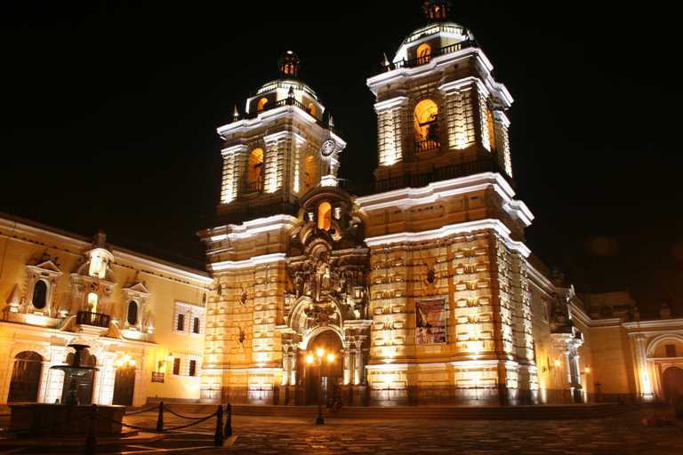 7. Iglesia y Convento de San Francisco