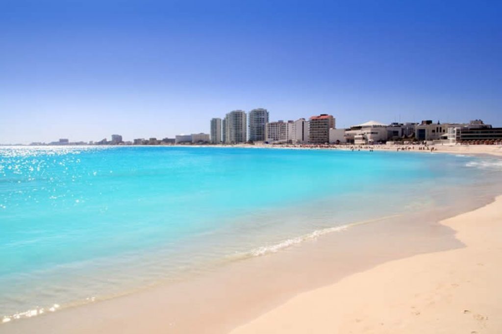 Playa Langosta Canc N Lo Que Debes Enterarte Antes De Viajar Tips   Cuanto Tiempo Hago En Camion A Playa Langosta 1024x683 