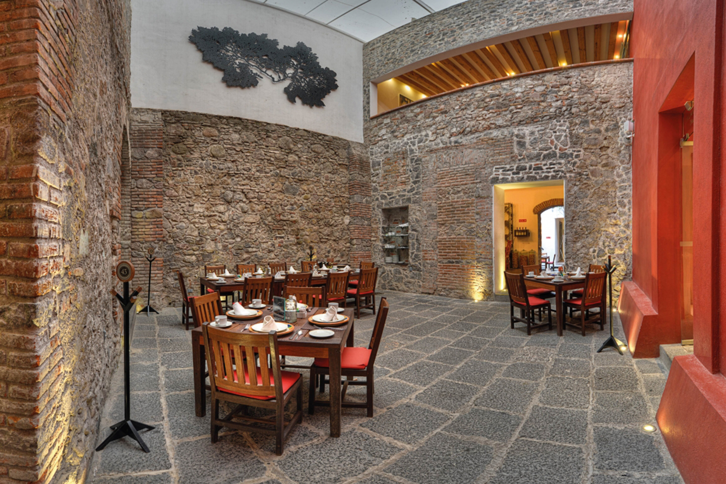 interior del restaurante Entre Tierras en Puebla